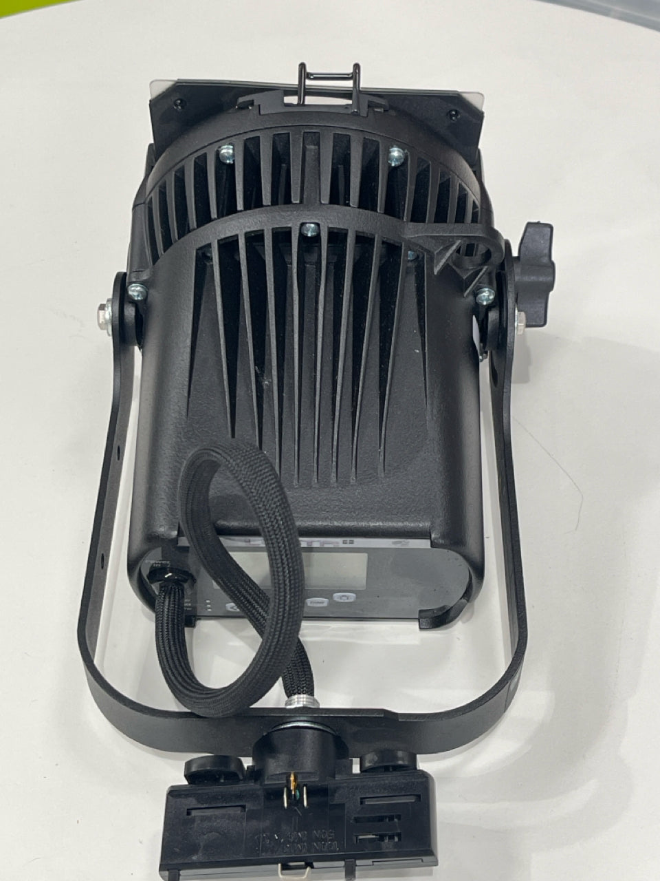 Amazing Stage Lighting Set!!!! 6 x Irideon FPZ 4000k Lights & 2 x Desire D22 Lights Including Penn Elcom Travel Case